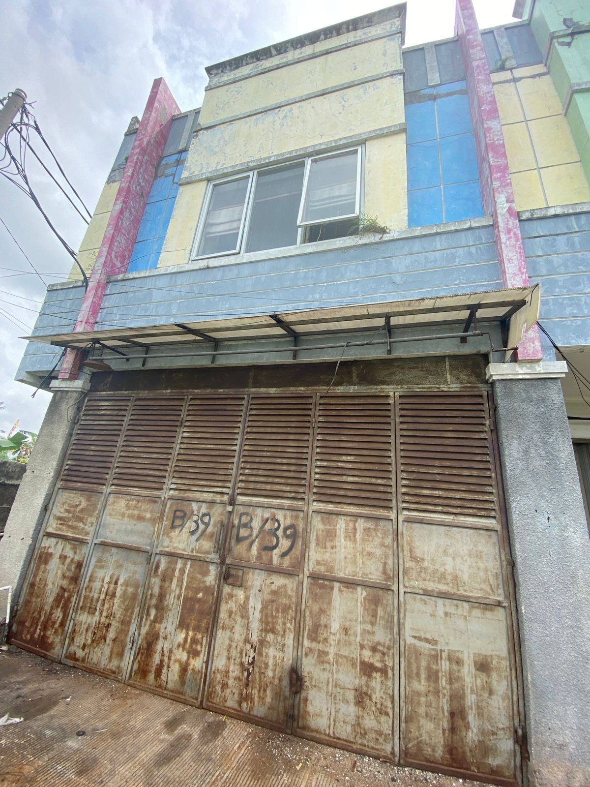 Komplek Ruko Pergudangan 100, Jl. Raya Salembaran,  Kel. Kam...